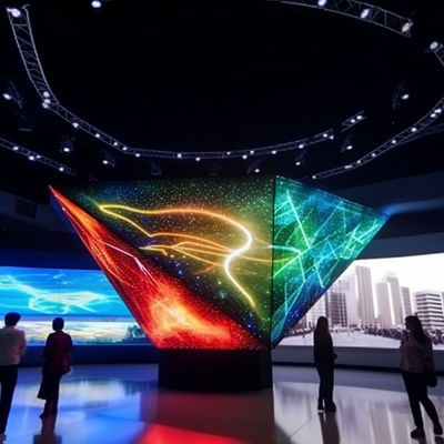P4 Eğilmiş LED Ekran Yüksek Parlaklık 4mm LED Ekran Piksel Pitch