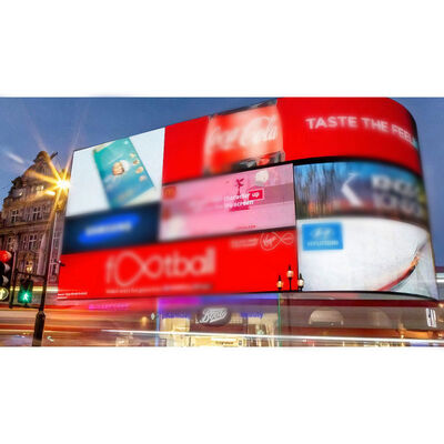 Yüksek Parlaklık Dış LED Ekranı IP65 Su geçirmez 1920Hz-3840Hz Yenilenme Hızı ve 100000 Saat Hayat Süresi