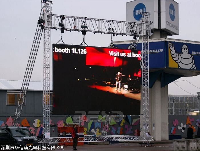2.5-10mm Piksel Pitch Özel Dış LED Video Duvarları Dayanıklı Yüksek Performanslı ODM
