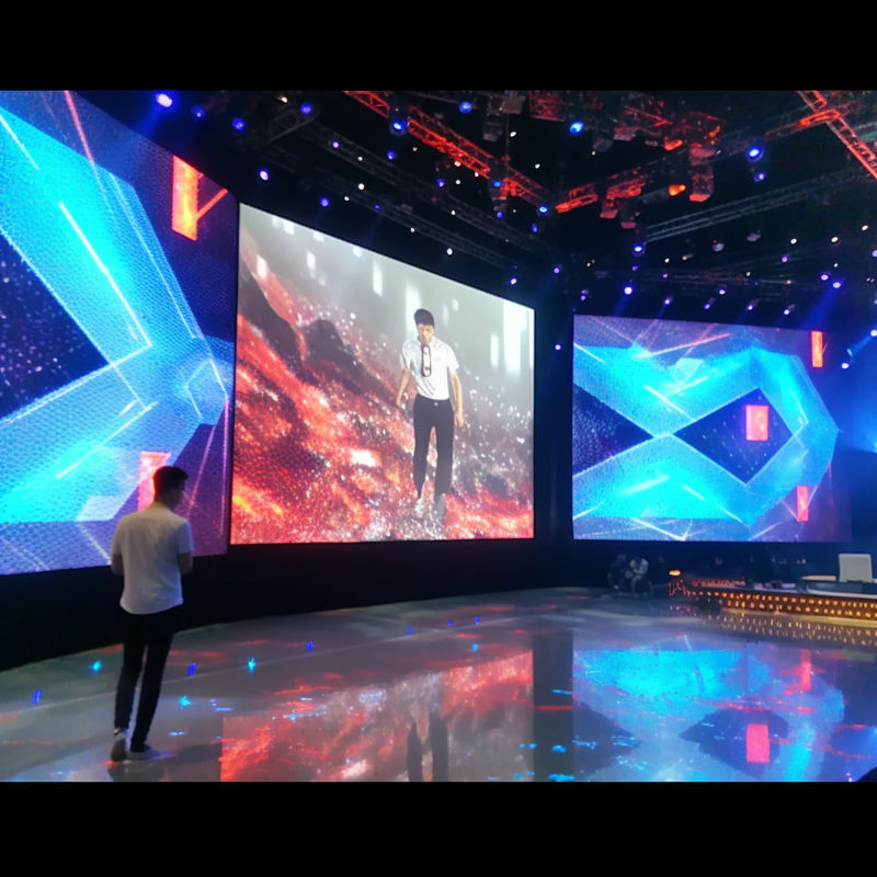 1920 x 1080 İç mekan LED ekranı 1500 nit parlaklık ve 8ms yanıt süresi